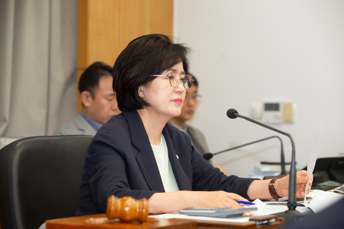 20240517-048[_P7U1754-제276회 임시회 기획행정위원회 조례안 심사활동.jpg