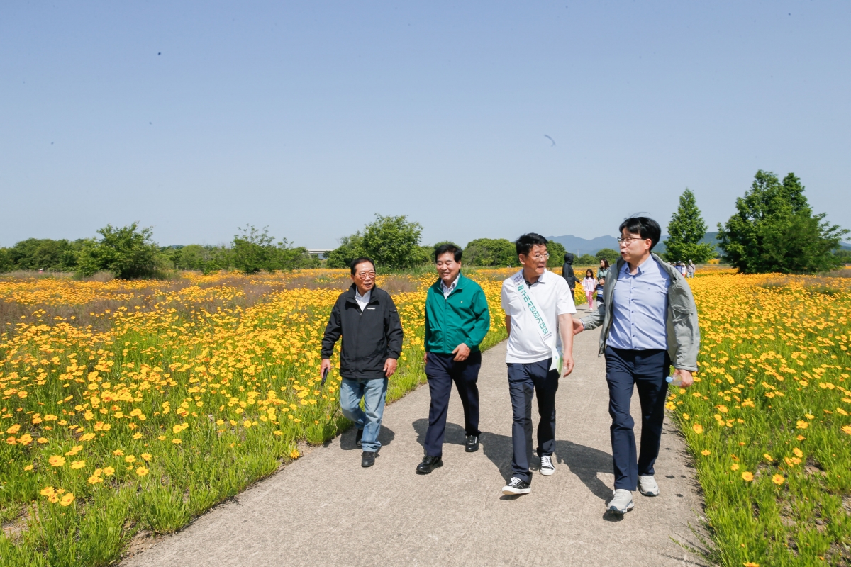 20240518-059[_P7U1960-1-낙동강 국가정원 추진 제1회 구미시민 걷기 대회.jpg