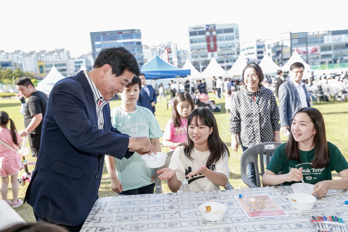 20240518-083[_P7U2039-1-2024 청소년의달 `놀러와락(樂)` 기념행사.jpg