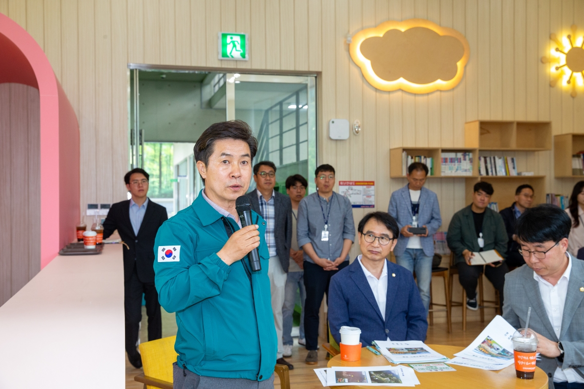 20240521-015[_P7U2466-제276회 임시회 산업건설위원회 구미에코랜드 현장 방문.jpg