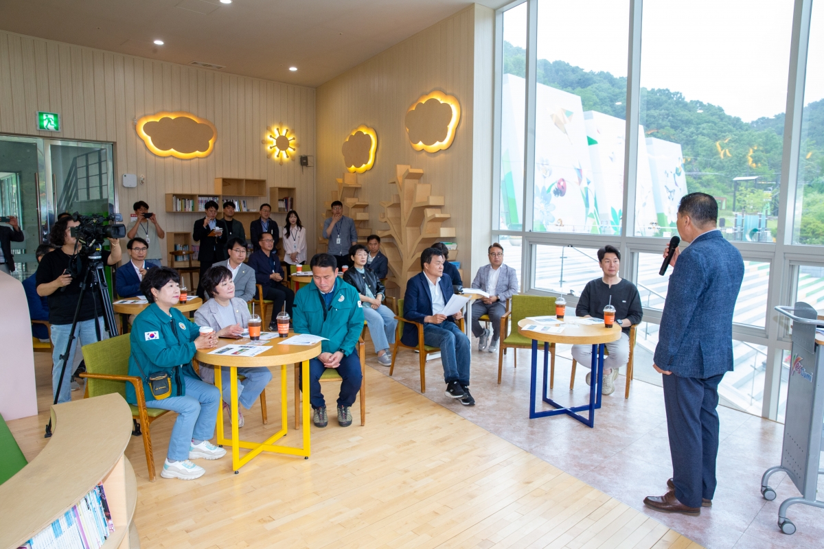 20240521-003[_P7U2442-제276회 임시회 산업건설위원회 구미에코랜드 현장 방문.jpg