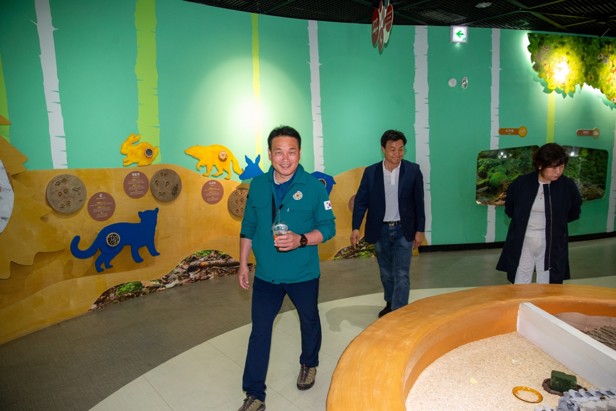 20240521-027[_P7U2487-제276회 임시회 산업건설위원회 구미에코랜드 현장 방문.jpg