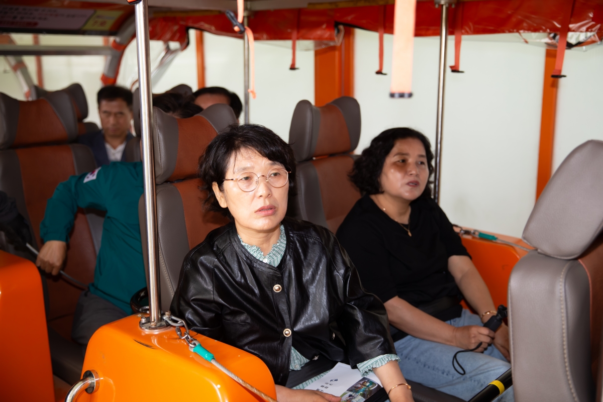 20240521-033[_P7U2500-제276회 임시회 산업건설위원회 구미에코랜드 현장 방문.jpg