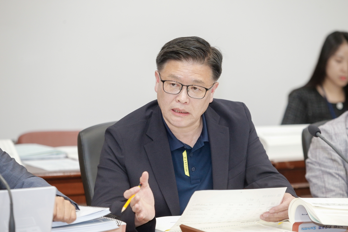 20240611-009[_P7U5053-1-제277회 제1차 정례회 예산결산특별위원회 2023회계연도 세입·세출 결산승인안 심사활동.jpg