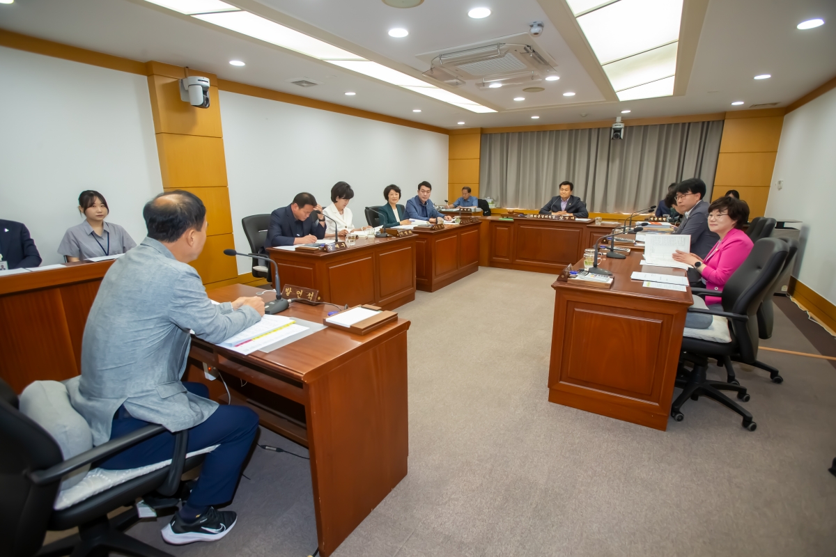 20240612-005[_P7U5084-제277회 제1차 정례회 의회운영위원회 소관 2024년도 행정사무감사 활동.jpg