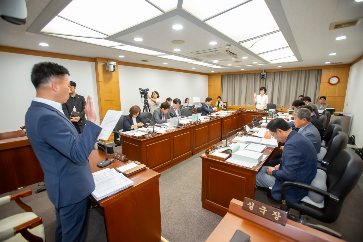 20240612-021[_P7U5140-제277회 제1차 정례회 기획행정위원회 소관 2024년도 행정사무감사 활동.jpg
