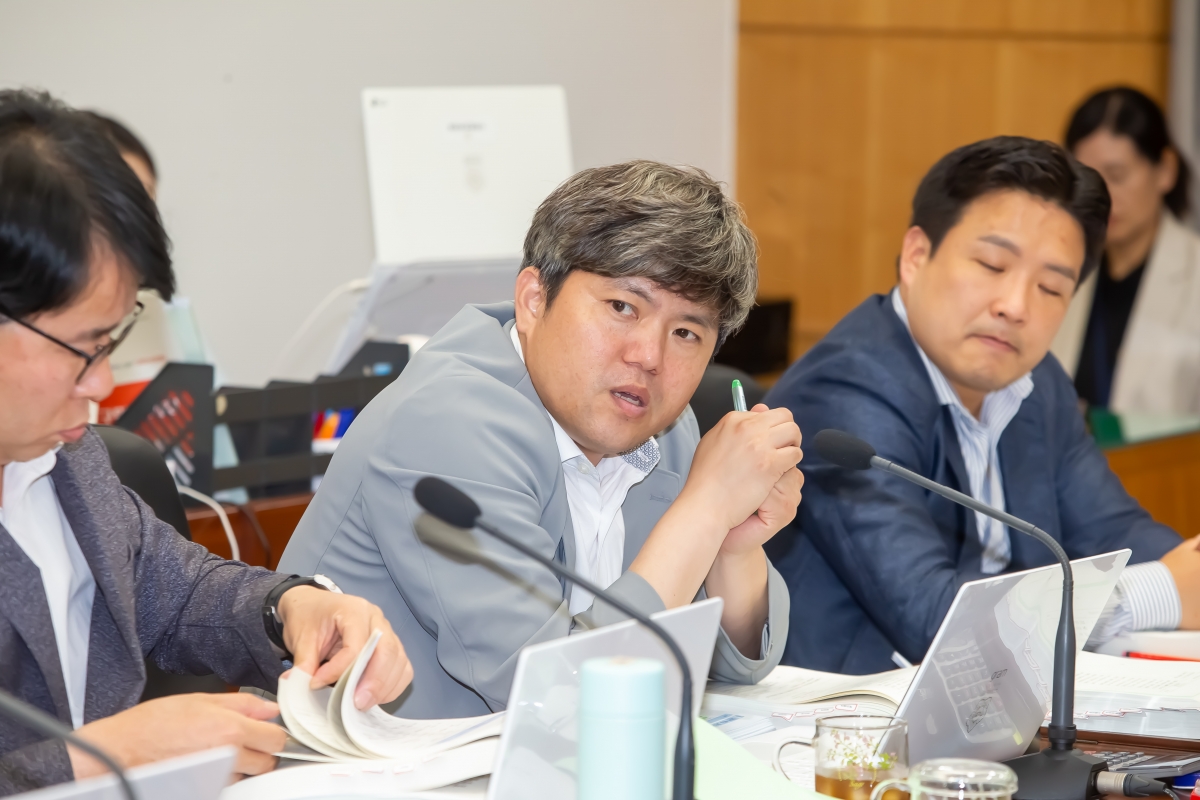 20240612-043[_P7U5286-제277회 제1차 정례회 기획행정위원회 소관 2024년도 행정사무감사 활동.jpg
