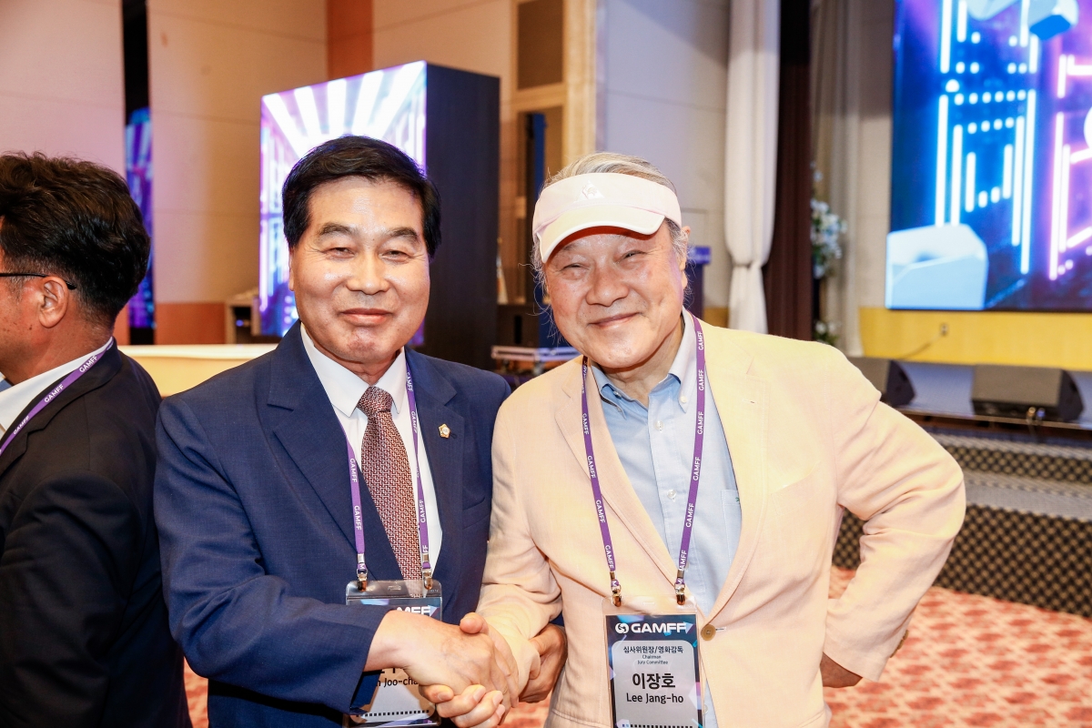 20240615-066[_P7U5702-1-2024 경상북도 국제 AI·메타버스 영화제 리셉션.jpg