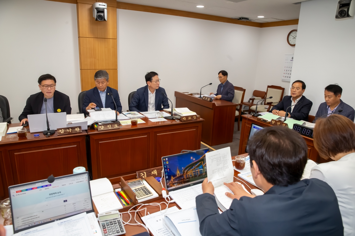 20240619-002[_P7U6106-제277회 제1차 정례회 기획행정위원회 소관 2024년도 행정사무감사 활동.jpg