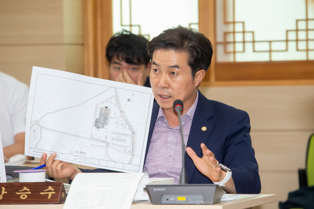 20240618-033[_P7U6065-제277회 제1차 정례회 산업건설위원회 선산출장소 2024년도 행정사무감사 활동.jpg