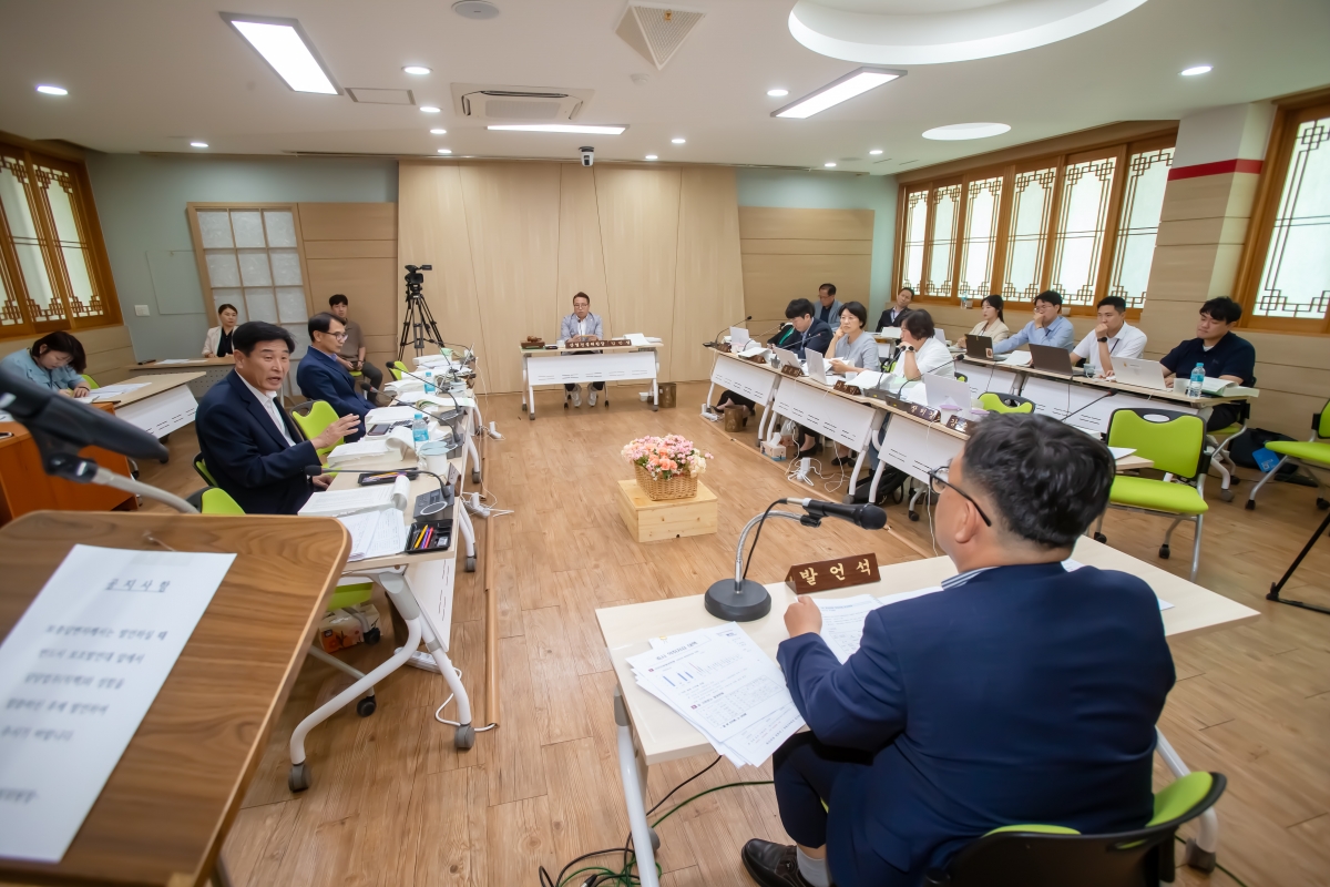 20240618-042[_P7U6091-제277회 제1차 정례회 산업건설위원회 선산출장소 2024년도 행정사무감사 활동.jpg