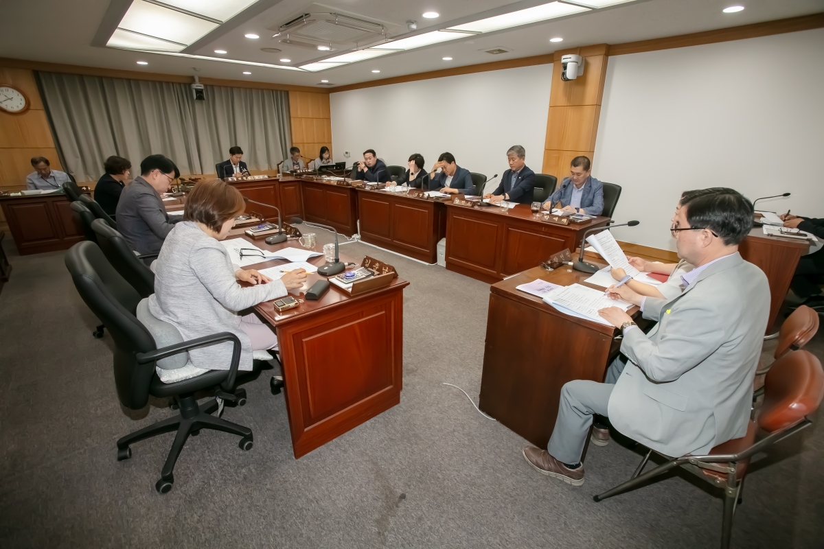 20240620-007[IMG_2499-제277회 구미시의회 제1차 정례회 제8차 신공항 이전 지원 특별위원회 활동.jpg