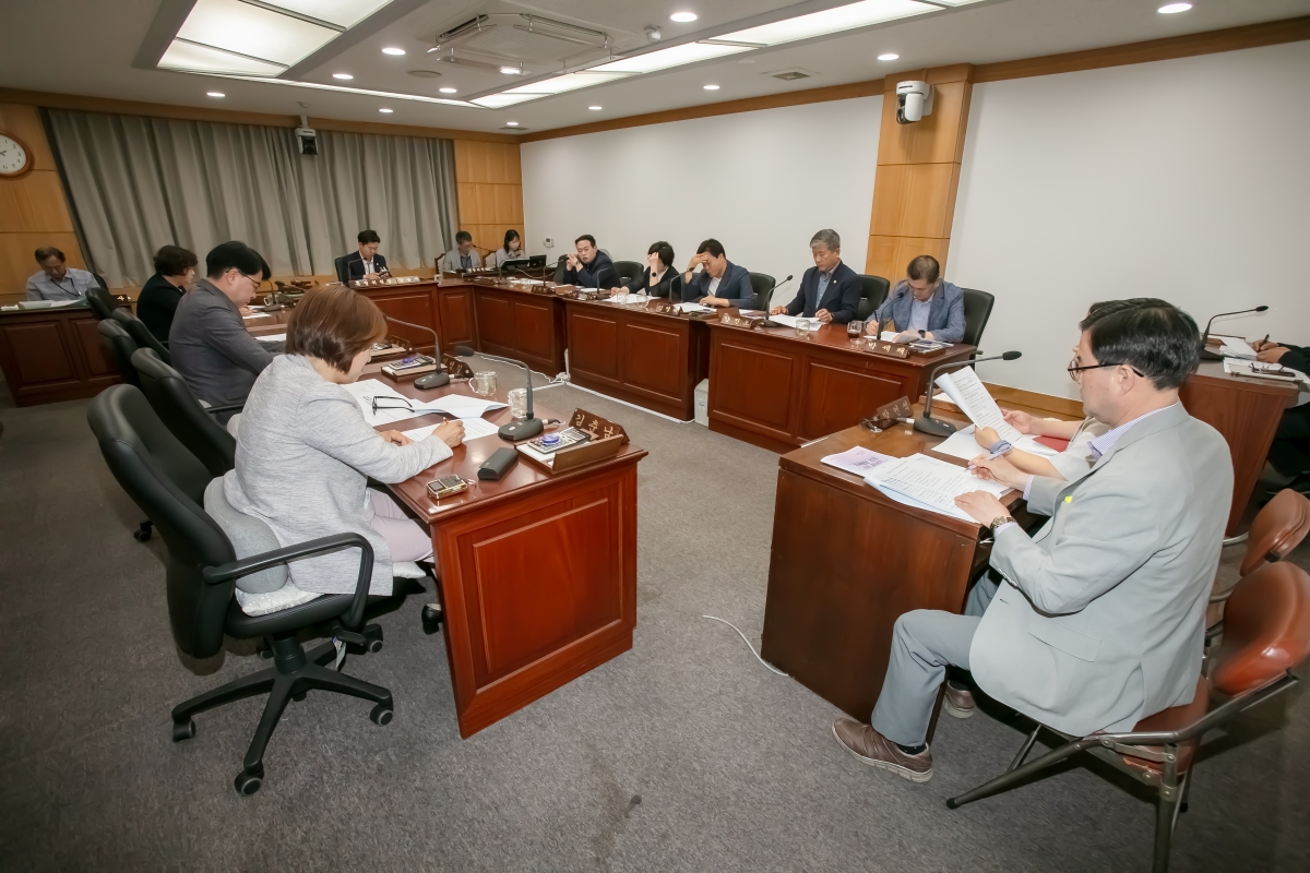 20240620-006[IMG_2498-제277회 구미시의회 제1차 정례회 제8차 신공항 이전 지원 특별위원회 활동.jpg