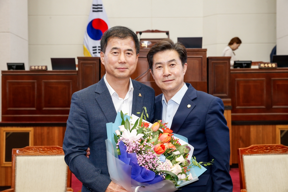 20240624-119[_P7U6720-1-김차병 의회사무국장 퇴임식.jpg