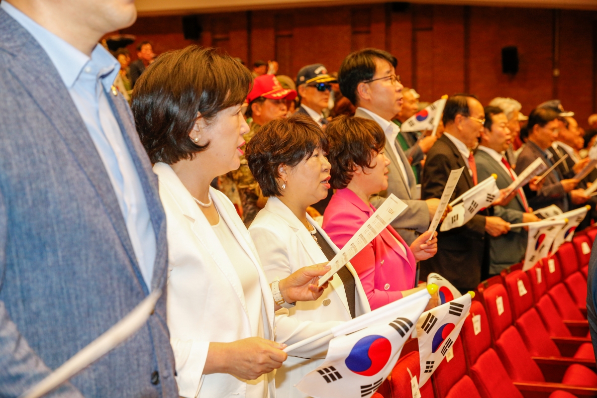 20240625-037[_P7U6942-1-6.25전쟁 제74주년 호국보훈 기념행사.jpg