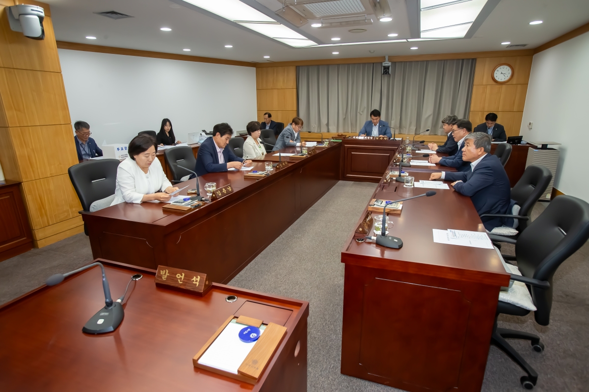 20240704-033[_P7U7663-제278회 임시회시 제1차 의회운영위원회 활동.jpg