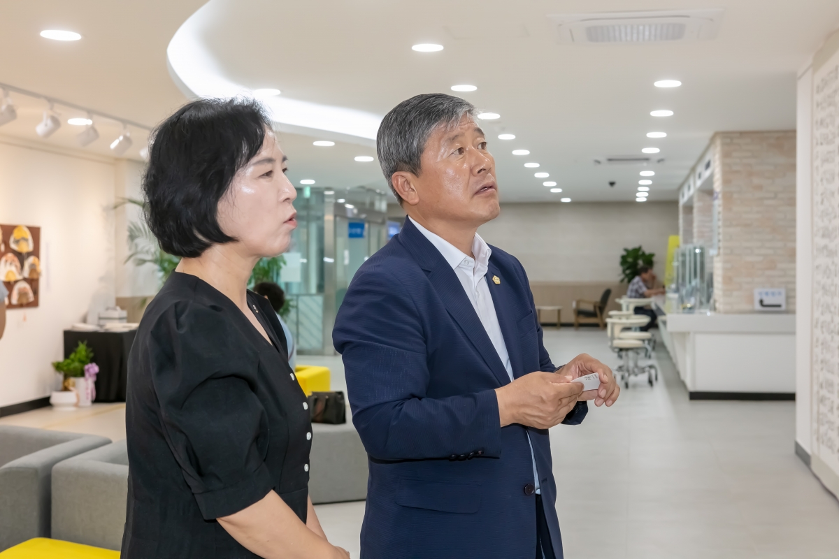 20240709-045[IMG_2761-양진오 부의장 선산출장소 작품전시회.jpg