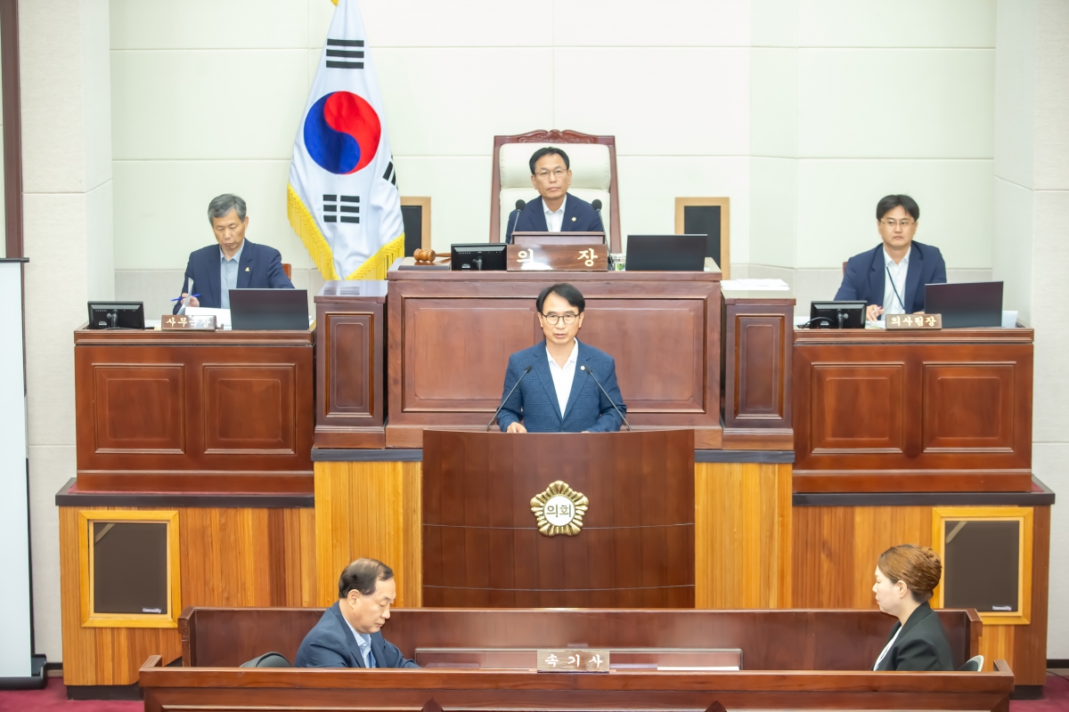 20240724-034[_P7U9396-제279회 임시회 임시회 제1차 본회의시 이상호 의원 5분 자유발언.jpg