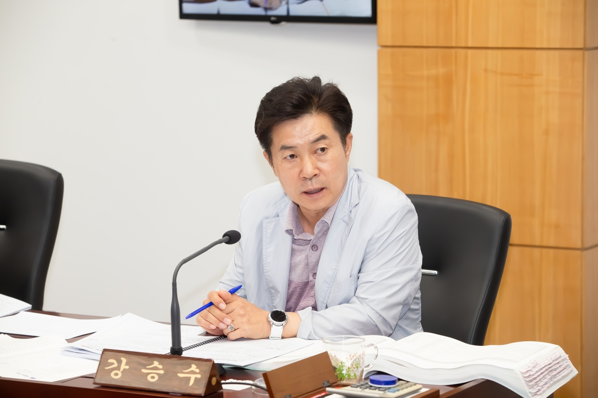 20240725-046[_P7U9745-제279회 임시회 문화환경위원회 2024년도 제1회 추가경정예산안 및 기금운용계획변경안 예비심사활동.jpg