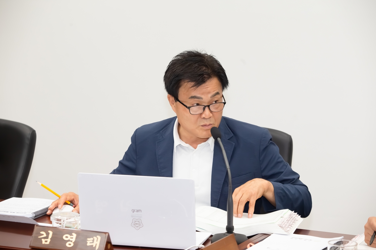 20240725-043[_P7U9736-제279회 임시회 문화환경위원회 2024년도 제1회 추가경정예산안 및 기금운용계획변경안 예비심사활동.jpg