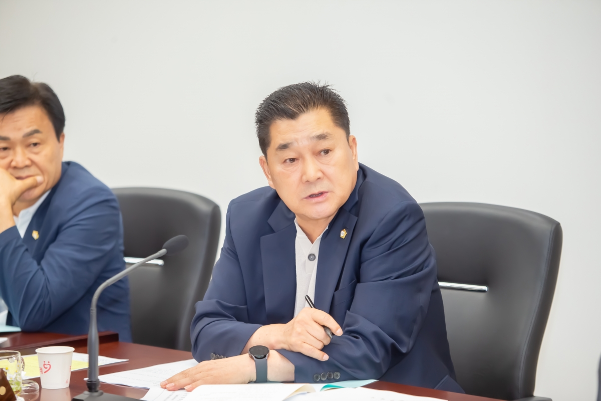 20240724-100[_P7U9633-제279회 임시회 제1차 문화환경위원회 조례안 활동.jpg