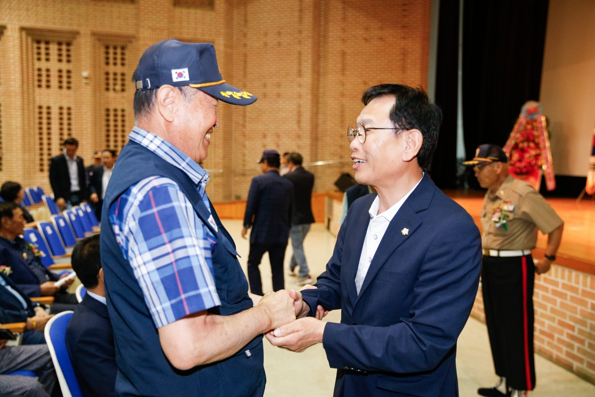 20240720-003[_P7U8836-1-월남참전자회 구미시지회장단 이취임식.jpg