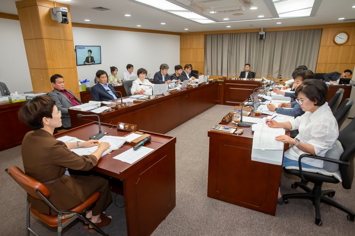 20240729-011[_P7U0067-제279회 임시회 예산결산특별위원회 2024년도 제1회 추가경정예산안 및 기금운용계획변경안 심사활동.jpg