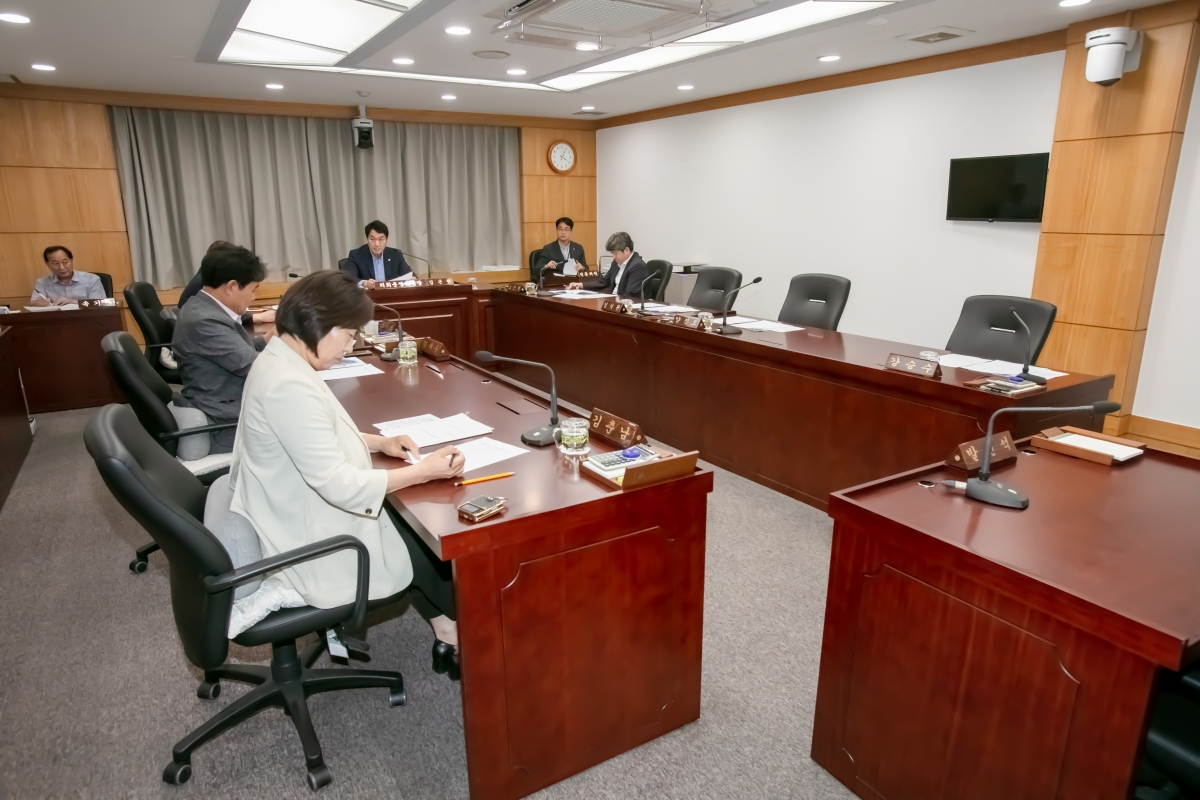 20240731-003[IMG_2825-구미시의회 의원연구단체 심의위원회 활동.jpg