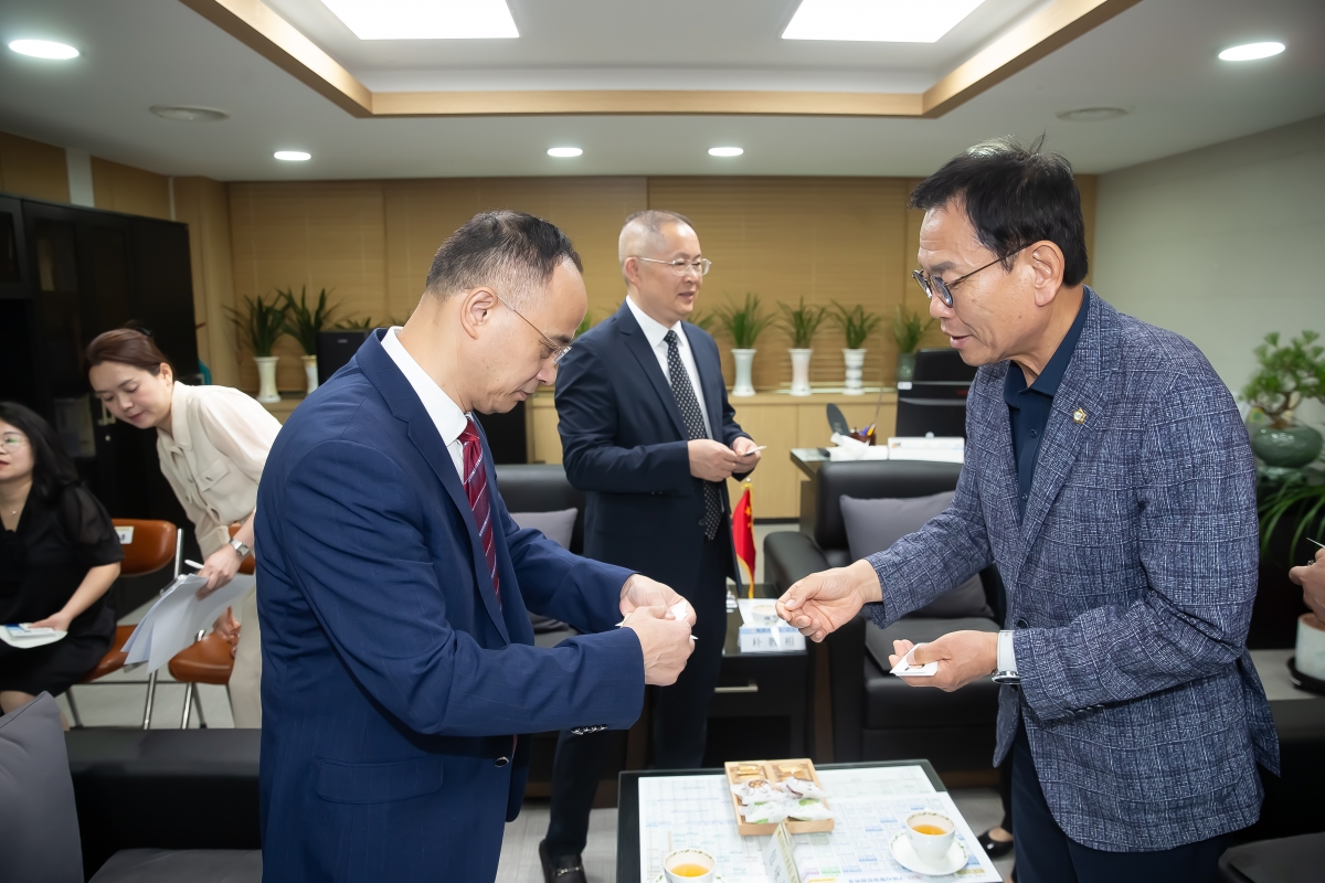 20240820-005[_P7U0818-중국 창사시 왕위후이 부주임 일행 방문.jpg