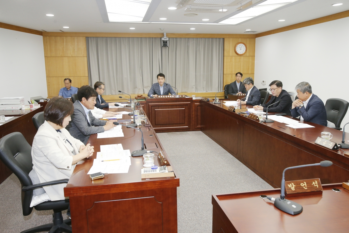 20240828-027[_P7U1829-폐회중 의회운영위원회 활동.jpg