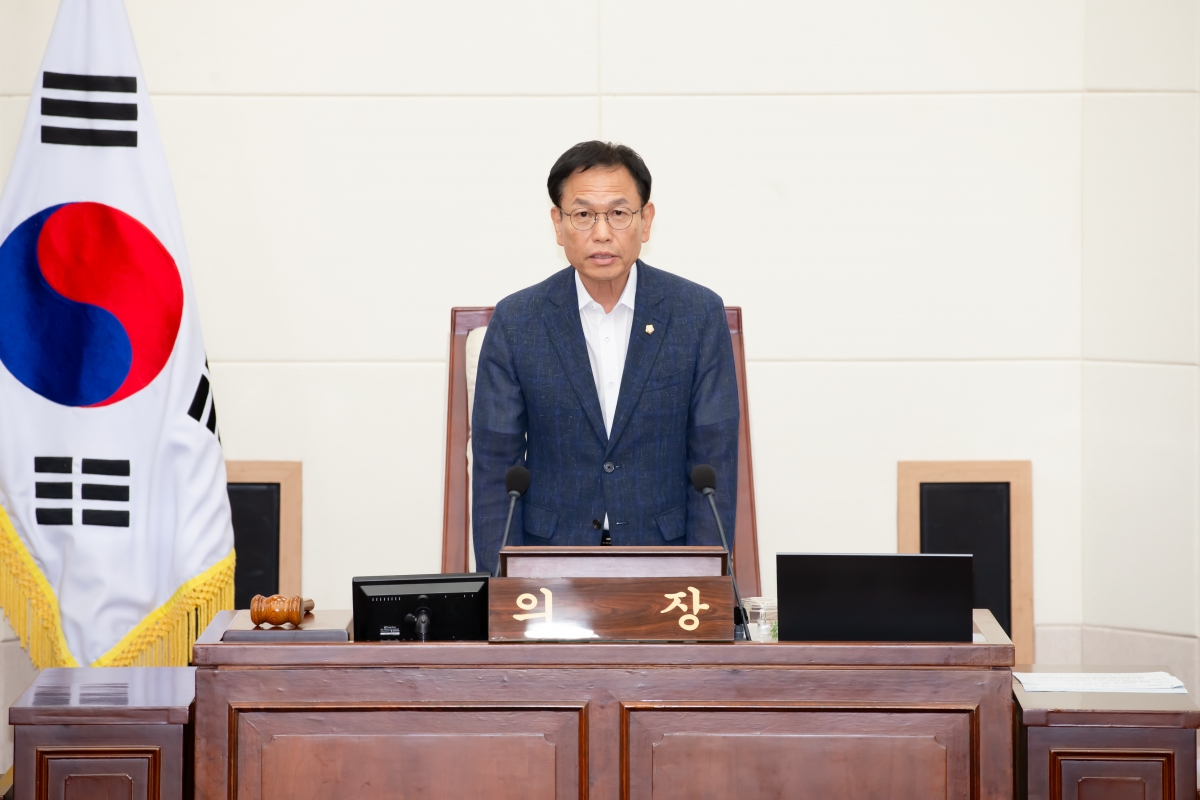 20240904-016[_P7U2764-제280회 임시회 제1차 본회의시 박교상 의장 회의주재.jpg