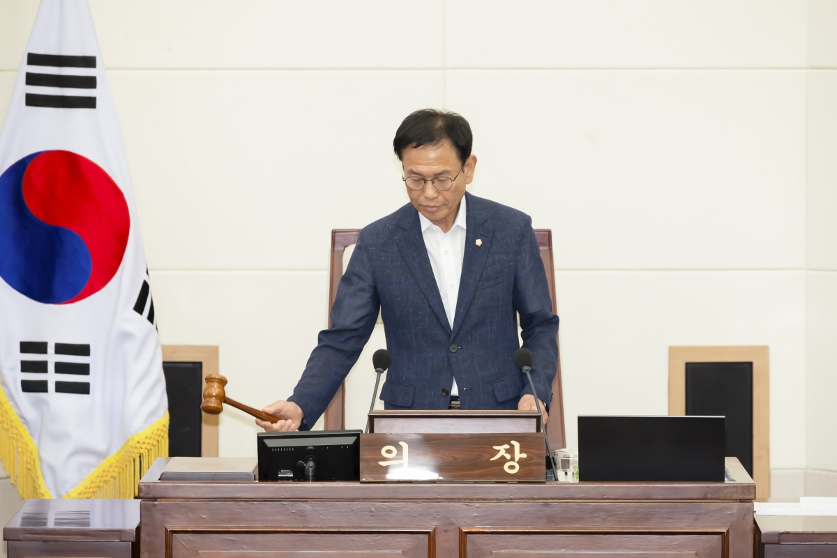 20240904-031[_P7U2813-제280회 임시회 제1차 본회의시 박교상 의장 회의주재.jpg