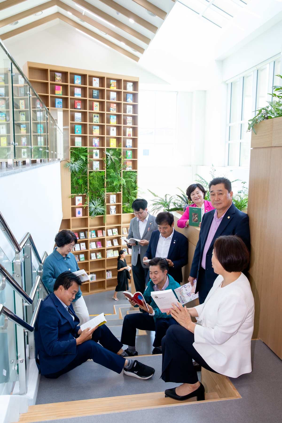 20240904-064[_P7U2931-제280회 임시회 문화환경위원회 강동꿈나무 문화나눔터 현장방문.jpg