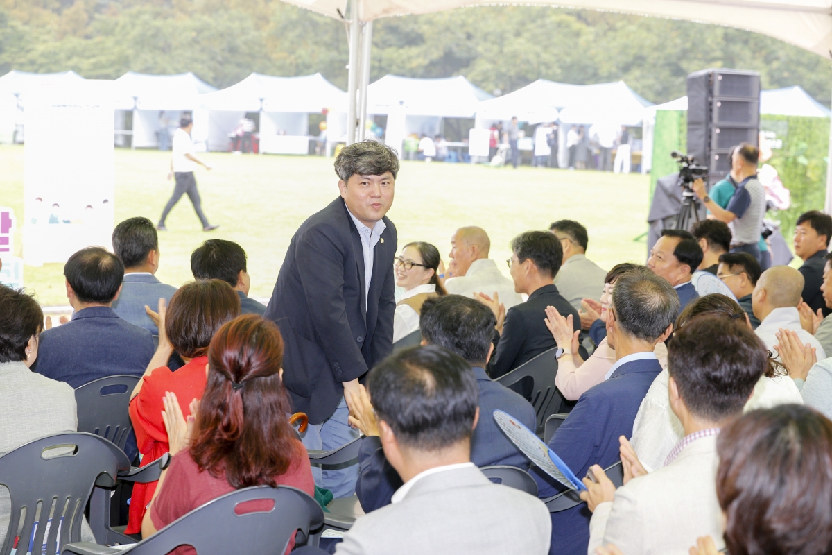 20240907-012[_P7U3590-1-구미사회복지의날 기념식.jpg