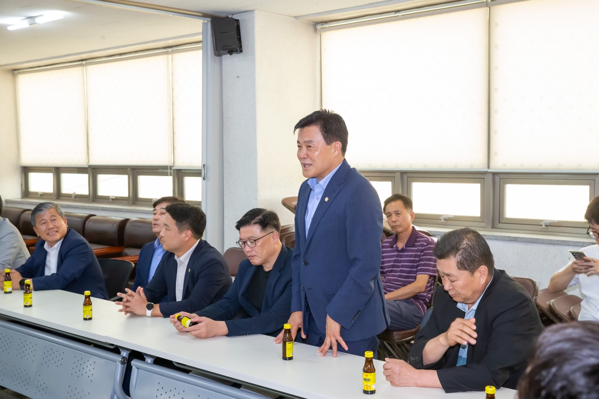 20240913-049[_P7U4379-추석맞이 개인택시지부 방문 격려.jpg