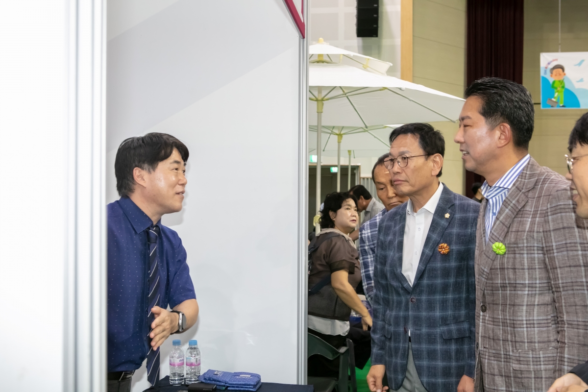 20240925-068[IMG_3573-제1회 구미 60+ 일자리 한마당.jpg