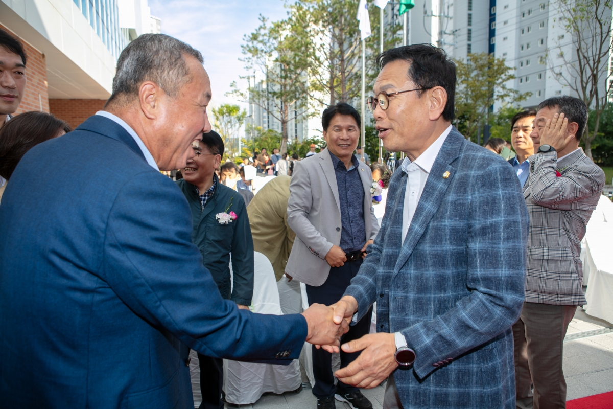 20240925-072[IMG_3583-구미 시립 산동도서관 개관식.jpg