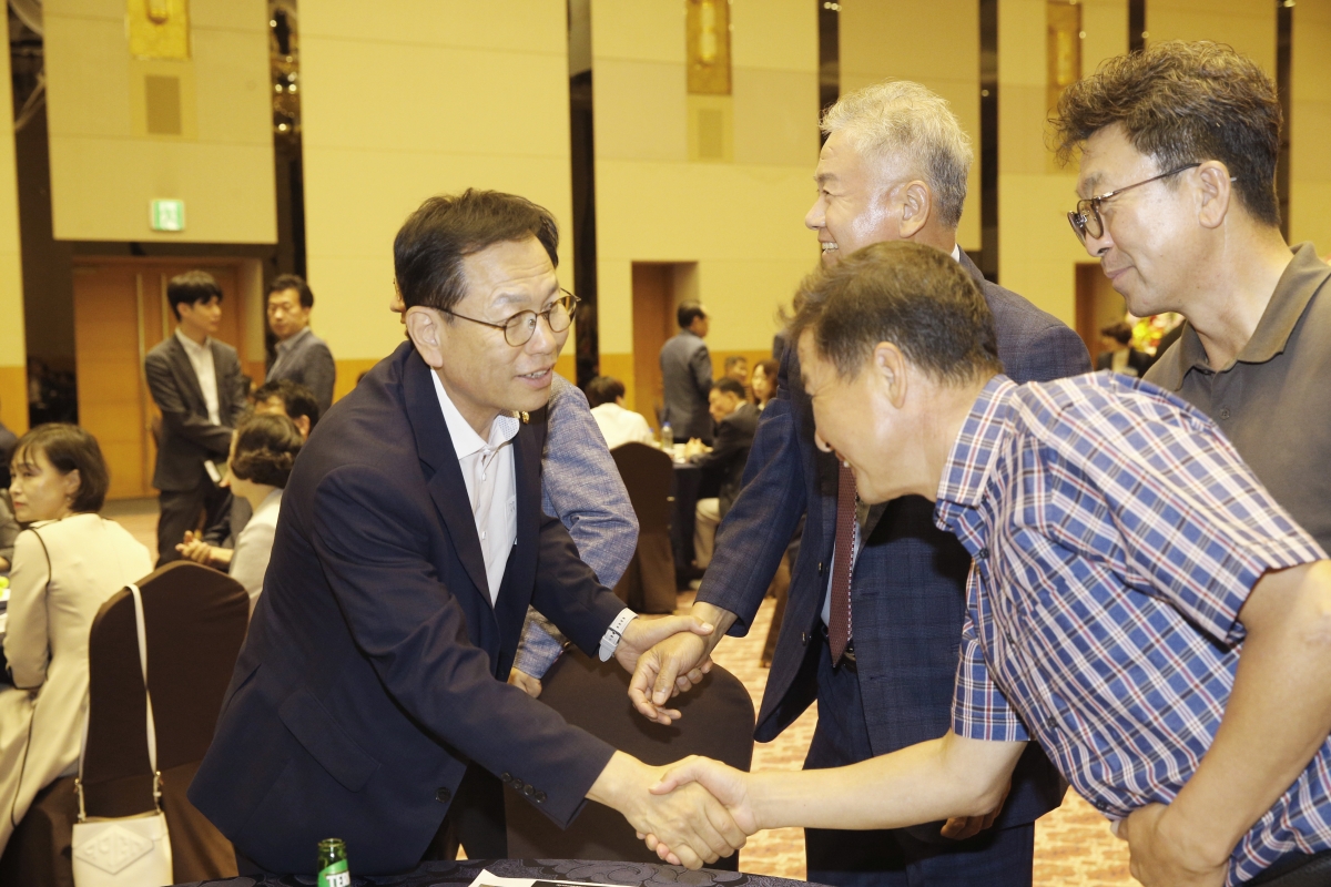 20240927-026[_P7U5842 복사-금오산포럼 창립기념식.jpg