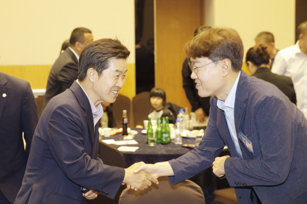 20240927-023[_P7U5833 복사-금오산포럼 창립기념식.jpg