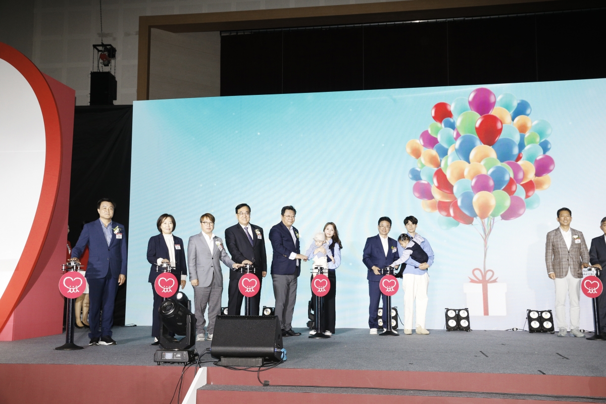 20241005-015[_P7U6465 복사-해피투게더 경북 개막식.jpg