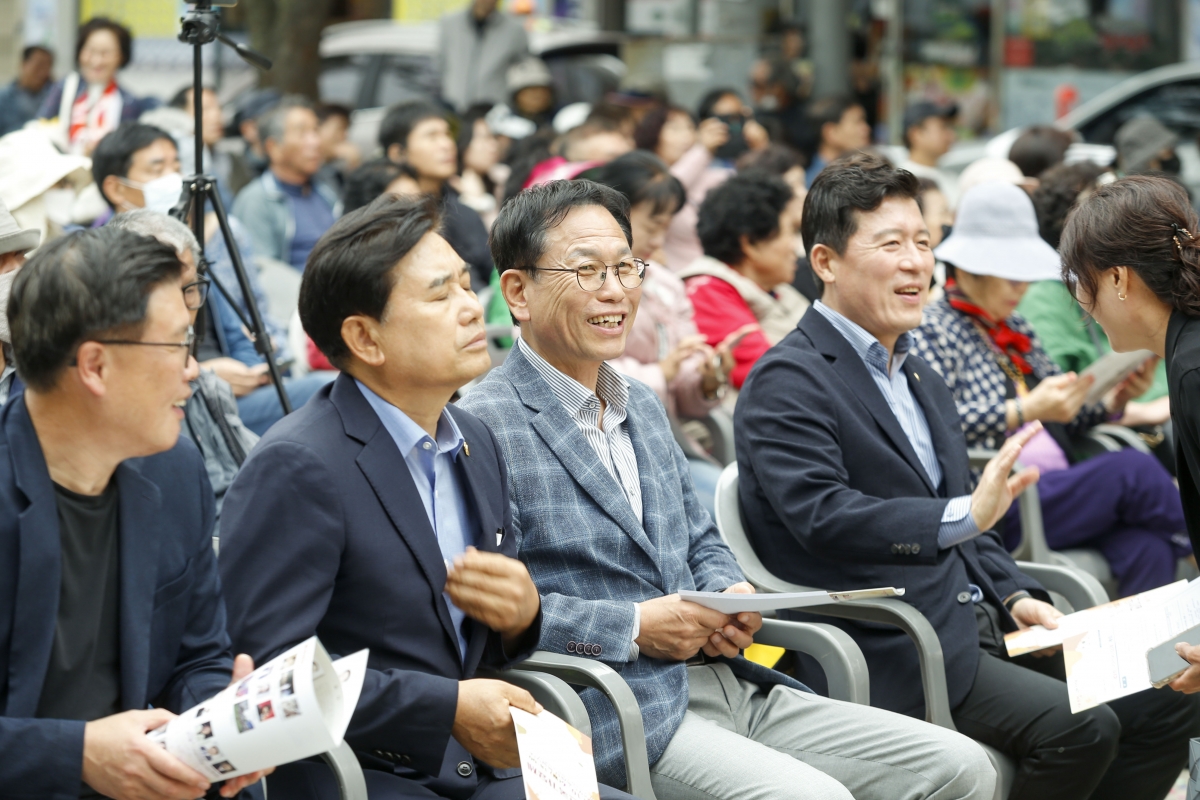 20241006-061[_P7U6928-1-제36회 구미전국가요제.jpg