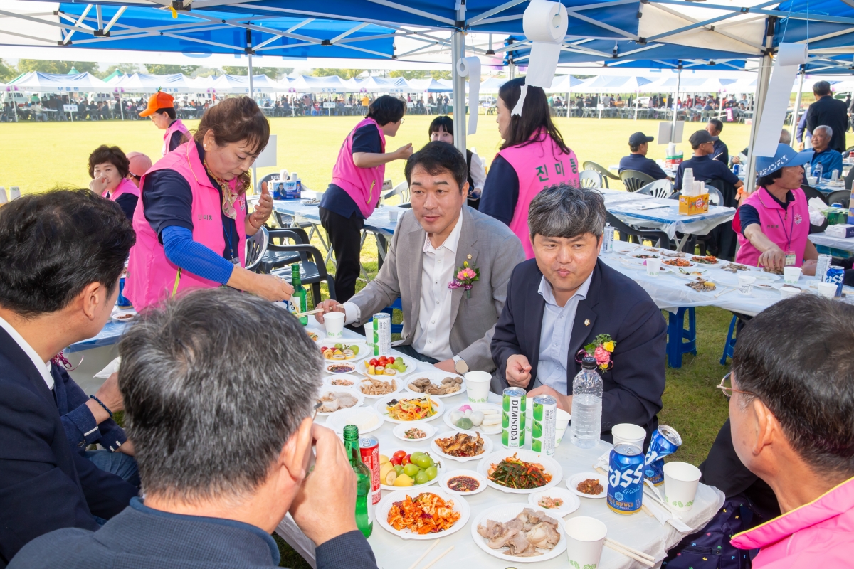 20241008-051[_P7U7175-구미시 이통장 한마음연수대회.jpg