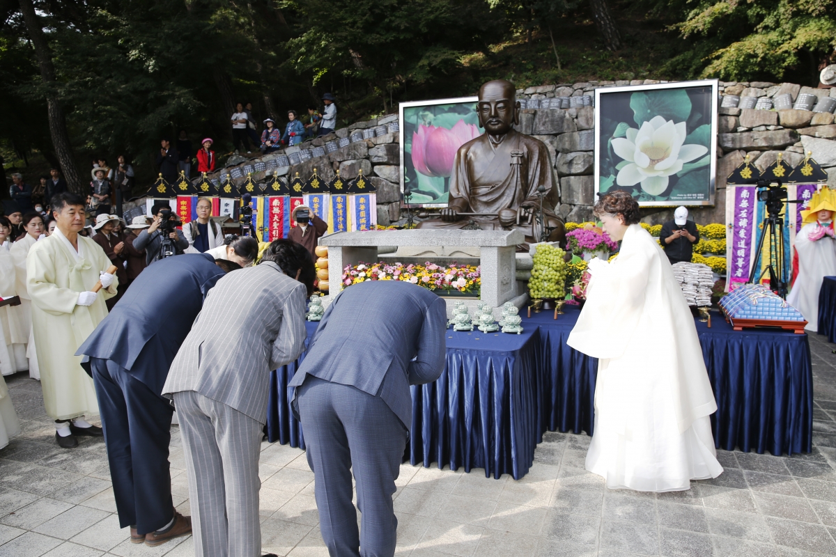 20241009-015[_P7U7478 복사-제8회 향문화대제전.jpg