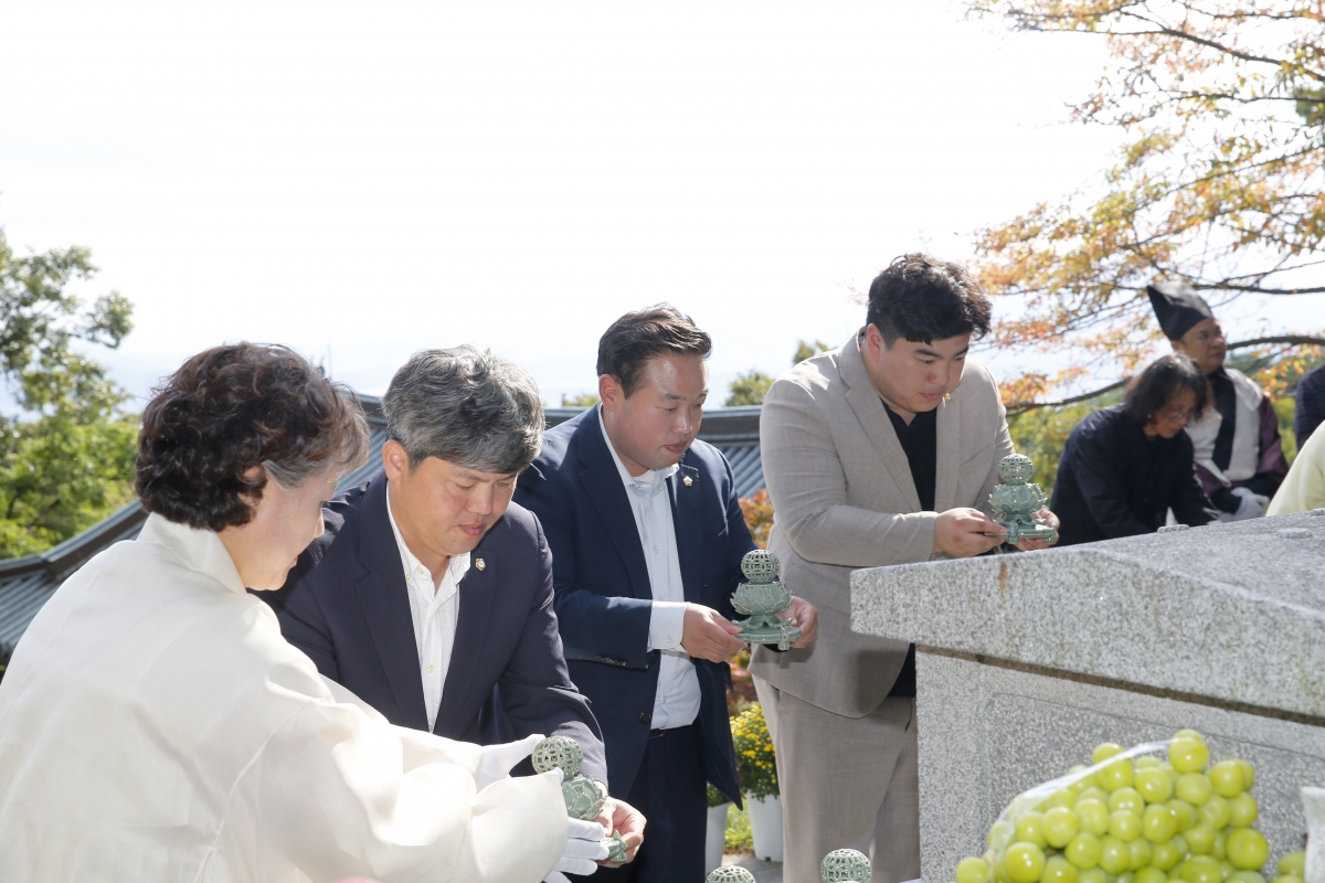 20241009-024[_P7U7494 복사-제8회 향문화대제전.jpg