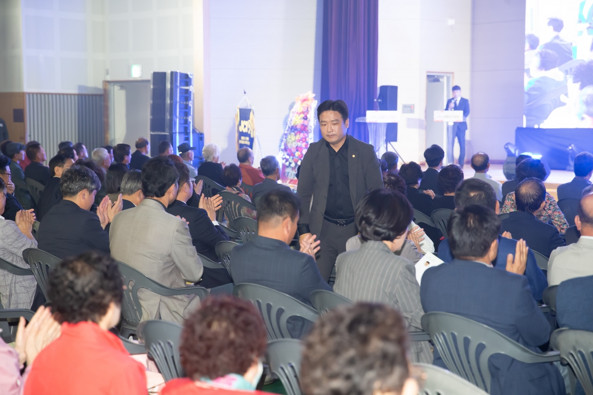 20241011-030[_P7U7767-제28회 노인의날 기념식.jpg
