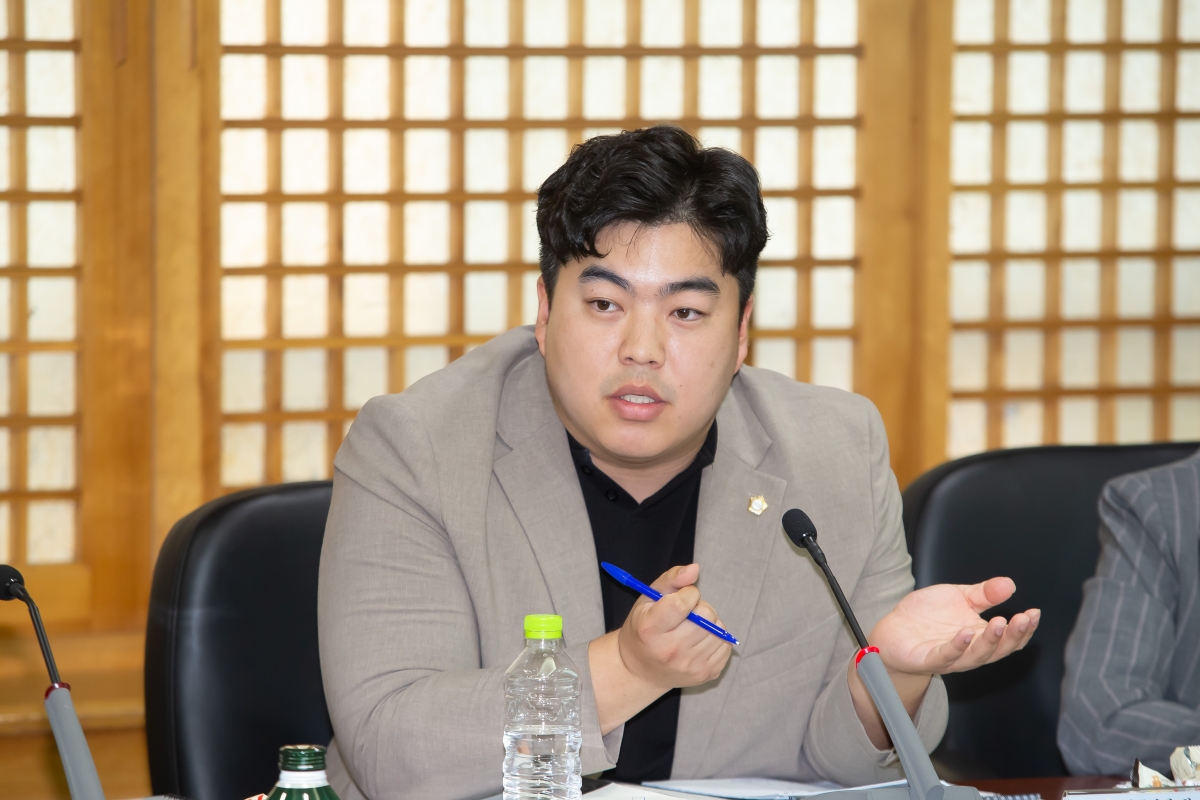 20241011-128[_P7U8046-의원연구단체 구미시 범죄예방 디자인연구회 최종보고회.jpg