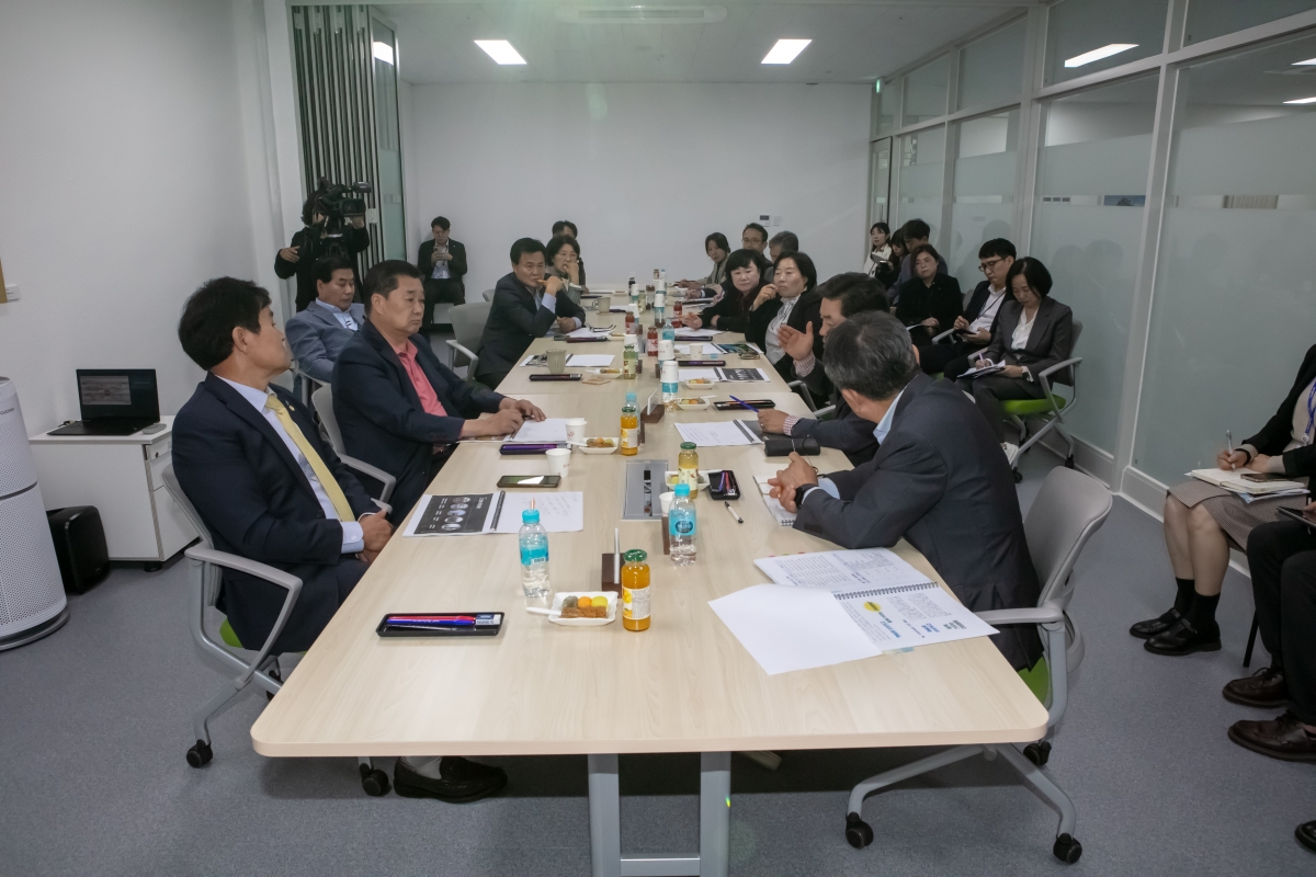 20241022-020[IMG_4522-제281회 임시회 문화환경위원회 구미문화재단 현장방문 활동.jpg