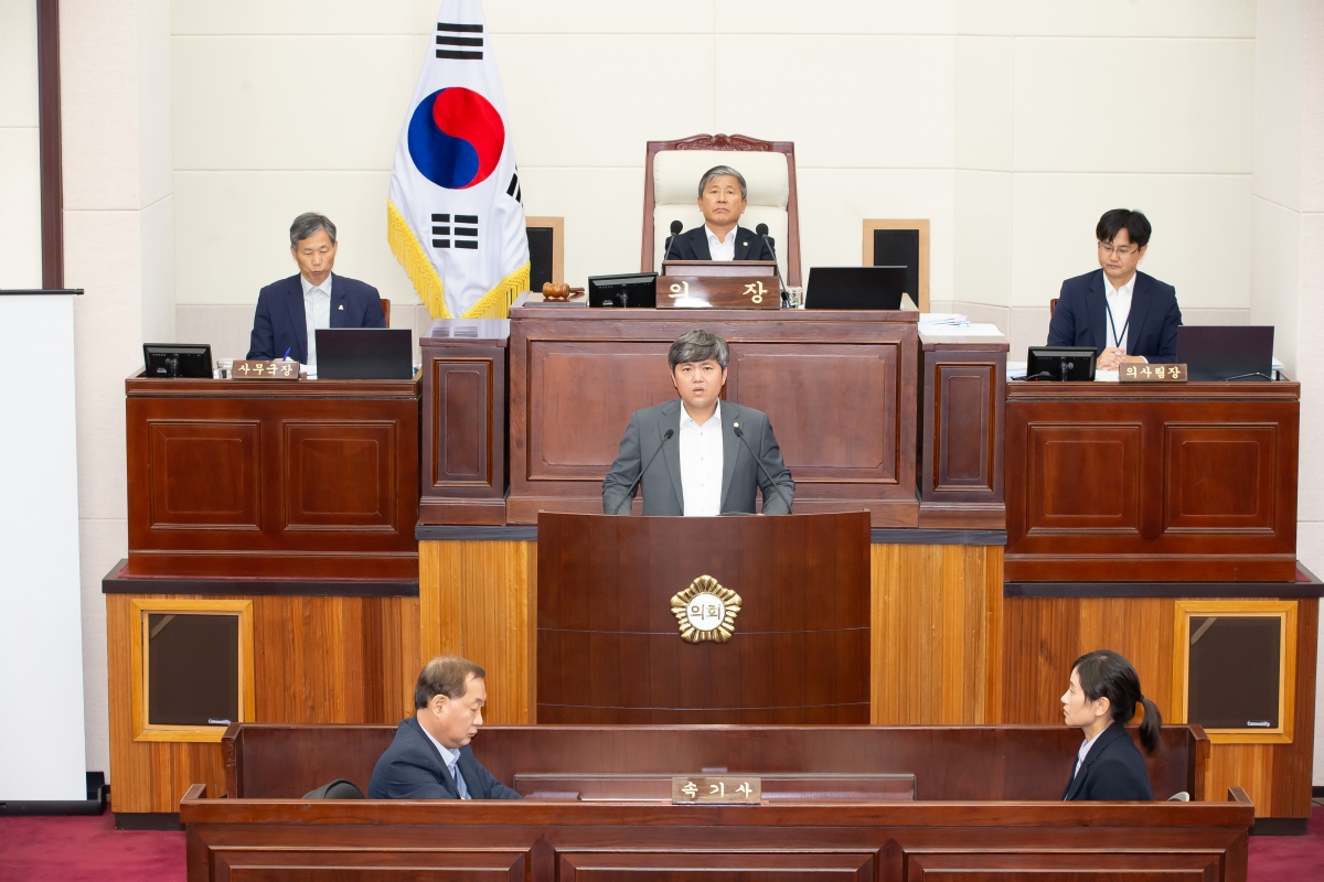 20241024-021[_P7U9819-제281회 임시회 제2차 본회의시 소진혁 의원 5분 자유발언.jpg