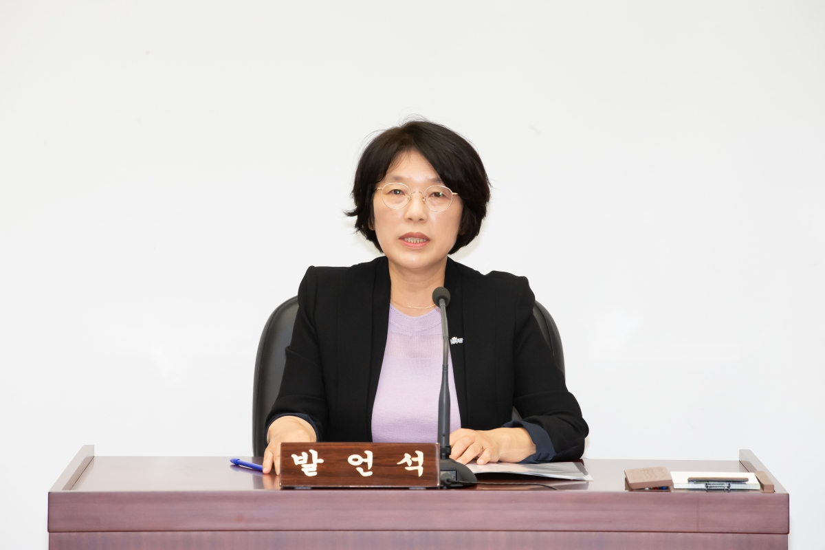 20241017-145[_P7U8581-제281회 임시회시 문화환경위원회 조례안 심사활동.jpg