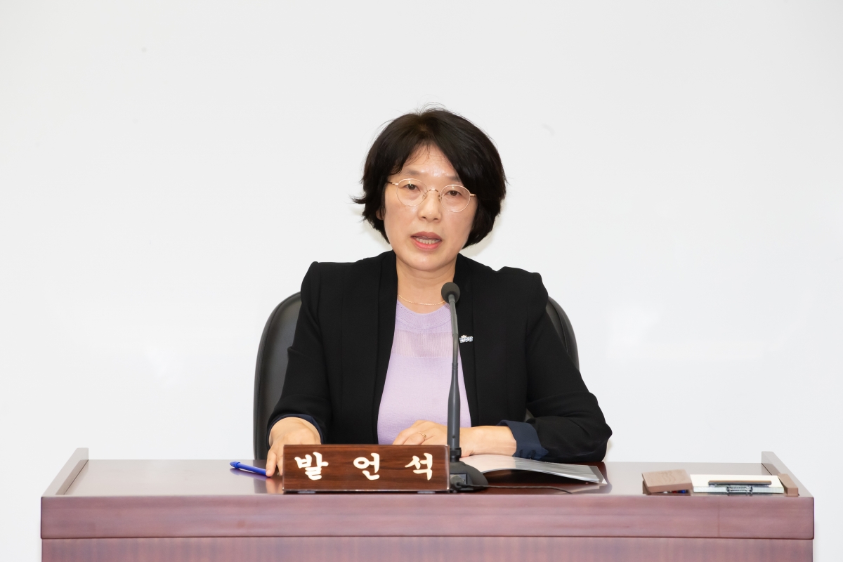 20241017-146[_P7U8583-제281회 임시회시 문화환경위원회 조례안 심사활동.jpg